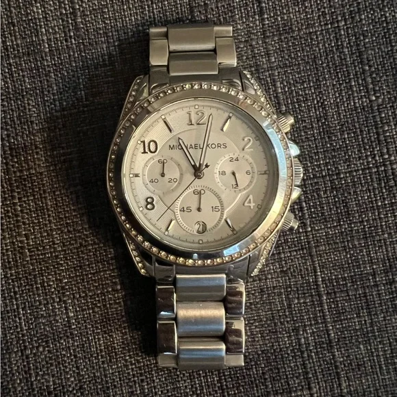 Michael Kors | Accessories | Euc Michael Kors Watch | Poshmark display picture 2